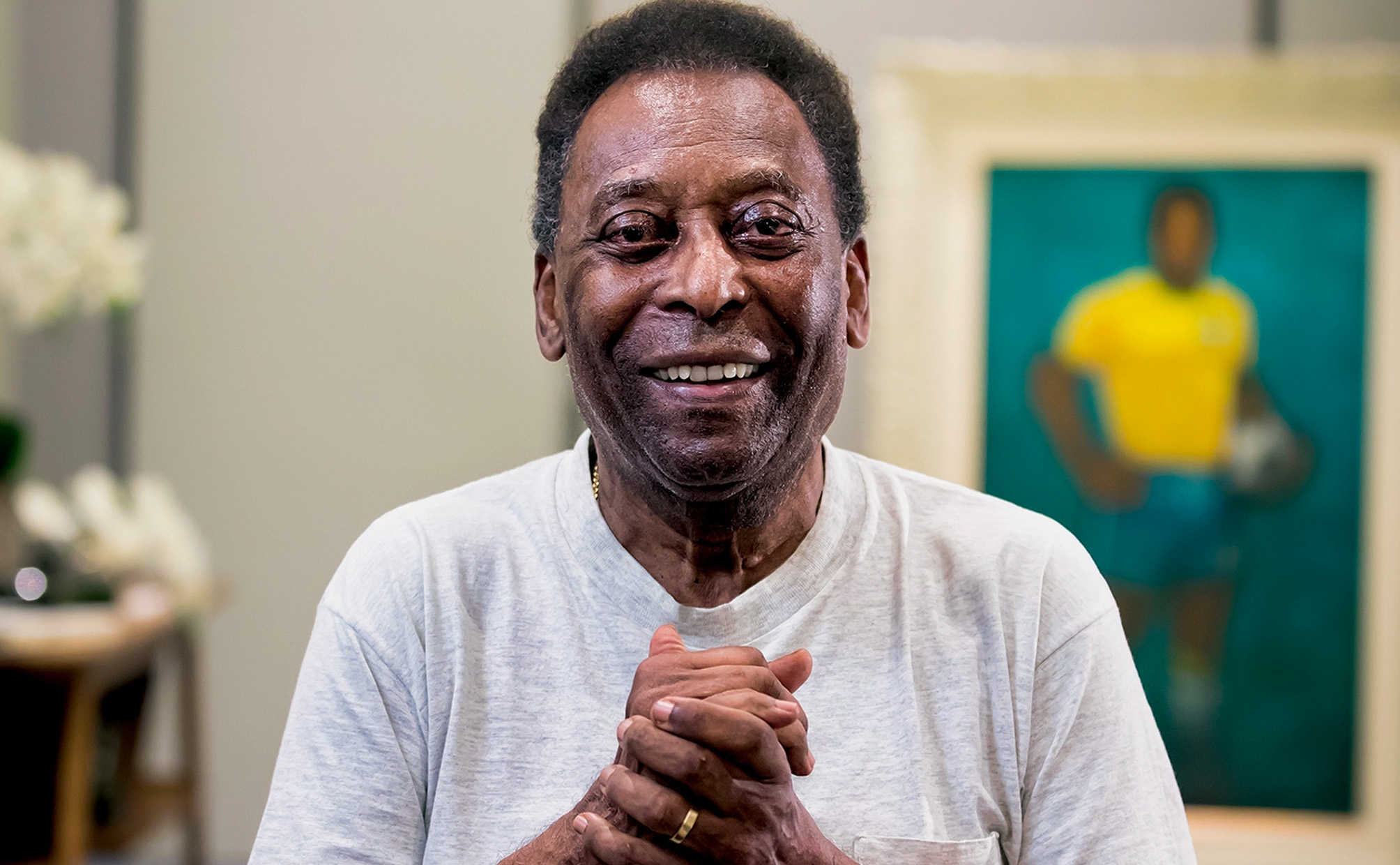 Pelé será homenageado pelo Santos com coroa no escudo do time em 2023 