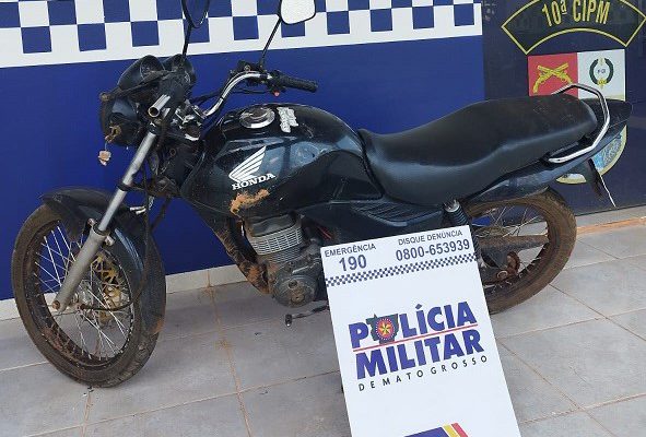 Polícia Militar recupera moto roubada no bairro Vila Operária em Aripuanã