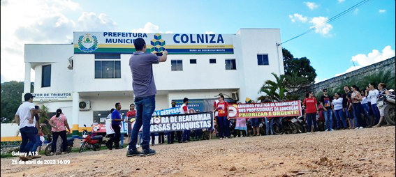 Trabalhadores da Educação da rede municipal de Colniza se mobilizam pelo Piso Nacional 
