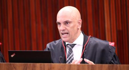 Moraes liberta coronéis da Polícia Militar do Distrito Federal réus do 8 de janeiro 