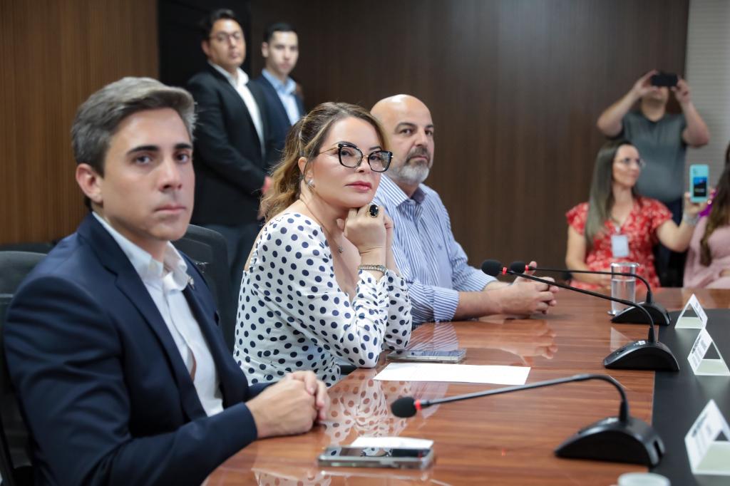 Primeira-dama de MT participa da apresentação do projeto Autismo na Escola para os municípios 