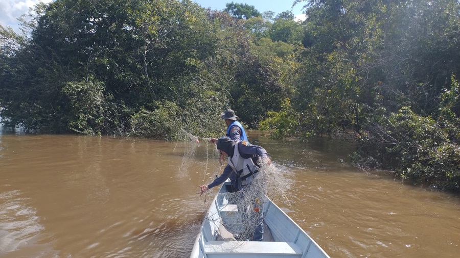 Polícia Militar intensifica fiscalização e faz patrulhamento fluvial em Aripuanã 