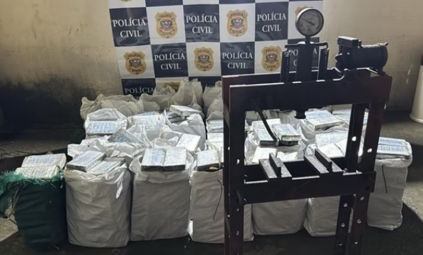 Nas buscas por PM desaparecido, polícia encontra 1 tonelada de cocaína 