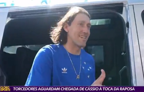 Cruzeiro anuncia contratação de Cássio 