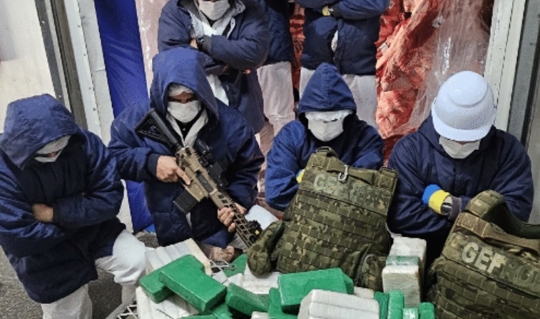 Polícia apreende 160 quilos de cocaína dentro de caminhão frigorífico em Mato Grosso 