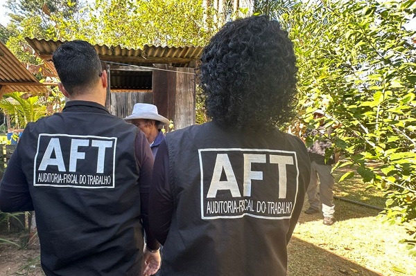 Caseiro sem salário há 16 anos é resgatado de trabalho análogo à escravidão em Juína 