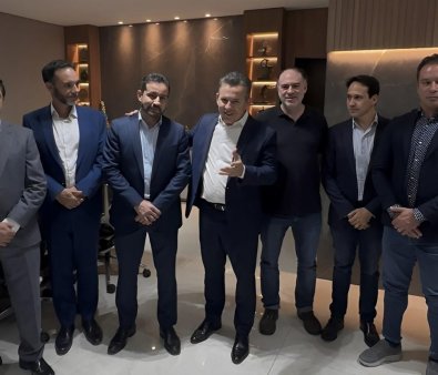 Mauro anuncia contrução de 1,9 mil casas 