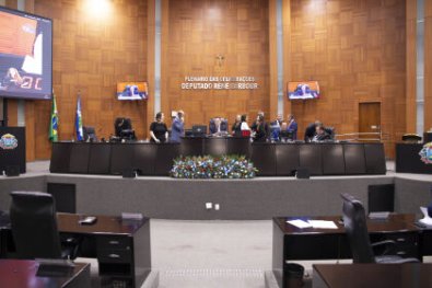 MT "ganhará" mais 3 deputados estaduais e 1 federal em 2027 