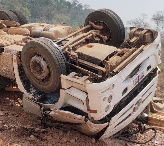 Caminhoneiro de 46 Anos morre em acidente na MT-208 em Aripuanã 