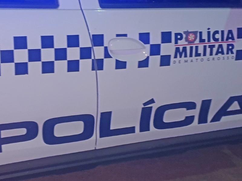 Mulher é presa em flagrante pela PM suspeita por homicídio de vizinho em Colniza 