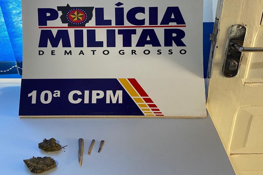 Polícia Militar de Aripuanã prende jovem com drogas na rodoviária provisória 