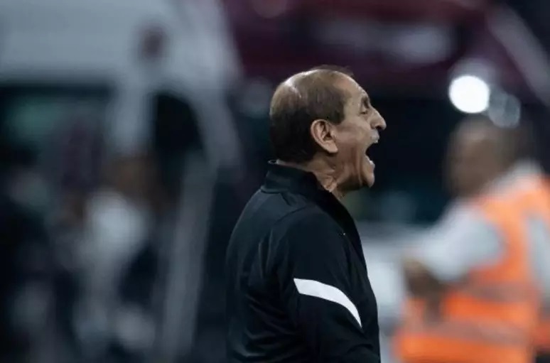 Ramón cita Corinthians protagonista, mas pede calma após classificação: 'É preciso ter humildade'   