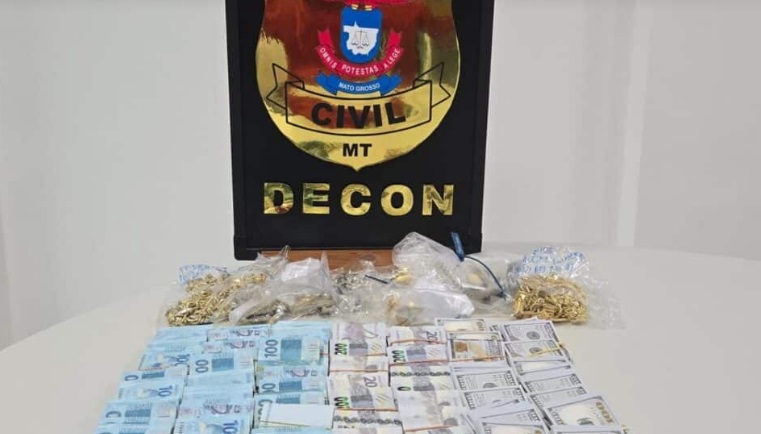 Mais de 150 mil em notas de reais e dólares apreendidos com influenciadores em MT são falsas, diz polícia 