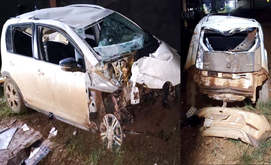 Carro perde controle e causa danos em comércio e poste em Aripuanã 