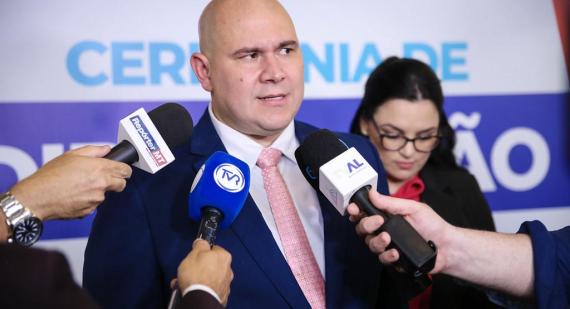 Abilio faz 'acomodação política' e monta 'staff bolsonarista' 