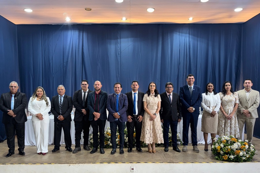 Vereadores de Aripuanã tomam posse e elegem Mesa Diretora para o biênio 2025-2026 