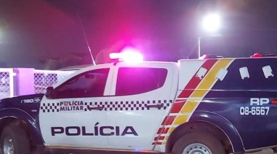 Mulher é trancada no quarto e agredida pelo namorado até desmaiar em Juína 