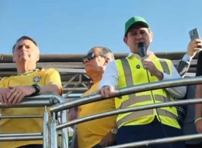Ato em Brasília Reúne Multidão por Anistia e Rodrigo da Zaeli participou ao lado de Bolsonaro
