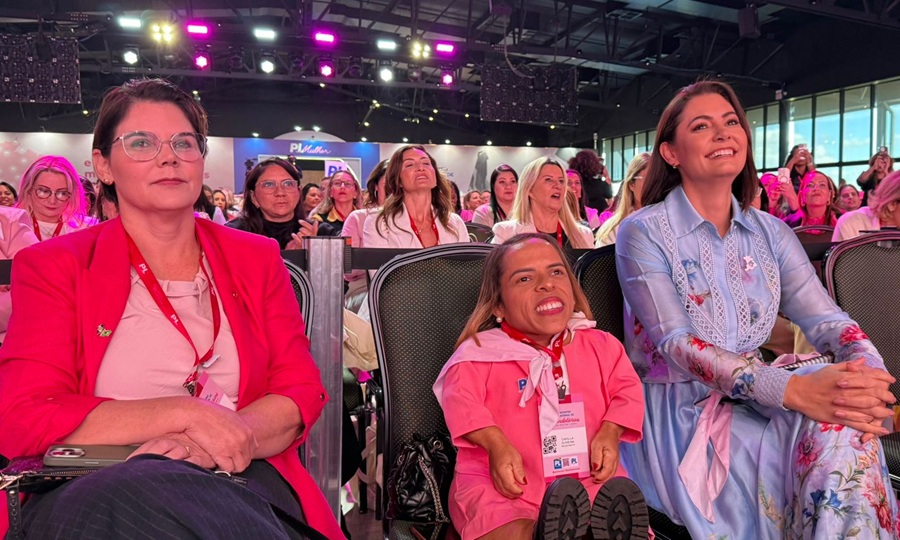 Deputada Coronel Fernanda participa do maior Encontro de Mandatárias do Brasil com Michelle Bolsonaro 