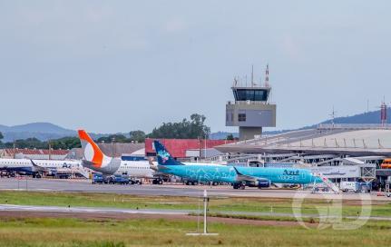 Com 69 anos, aeroporto espera companhias para voos internacionais 