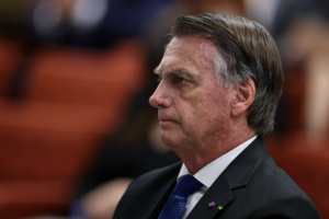 Defesa de Bolsonaro nega violação de cautelares e alega \'desmoralização\' 