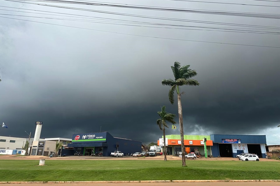INMET emite alerta de chuvas intensas para Aripuanã e cidades da região Norte de Mato Grosso  