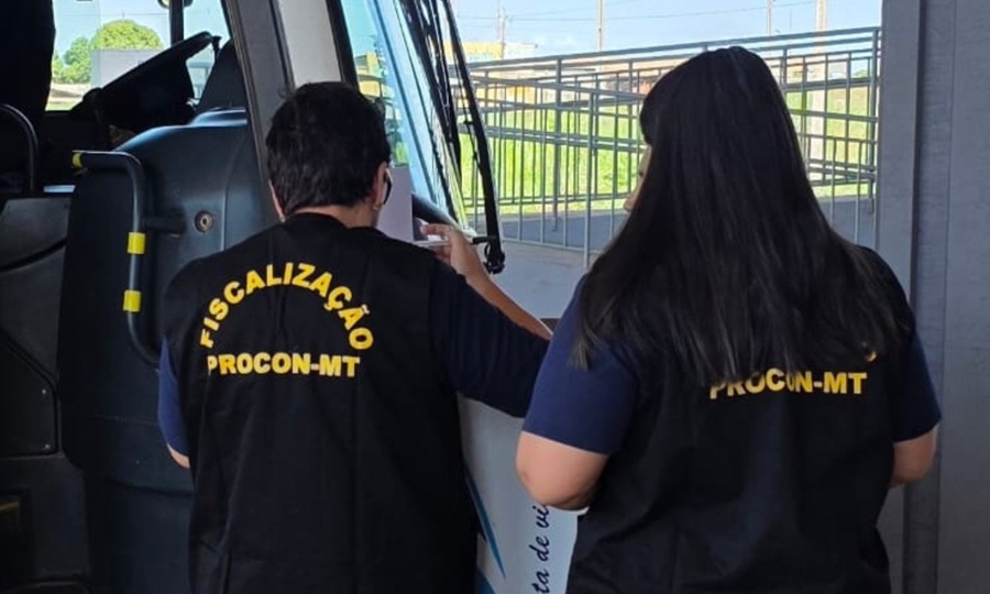 Procon de Aripuanã fiscaliza empresa de transporte e confirma cumprimento de lei que garante passagens gratuitas a idosos 