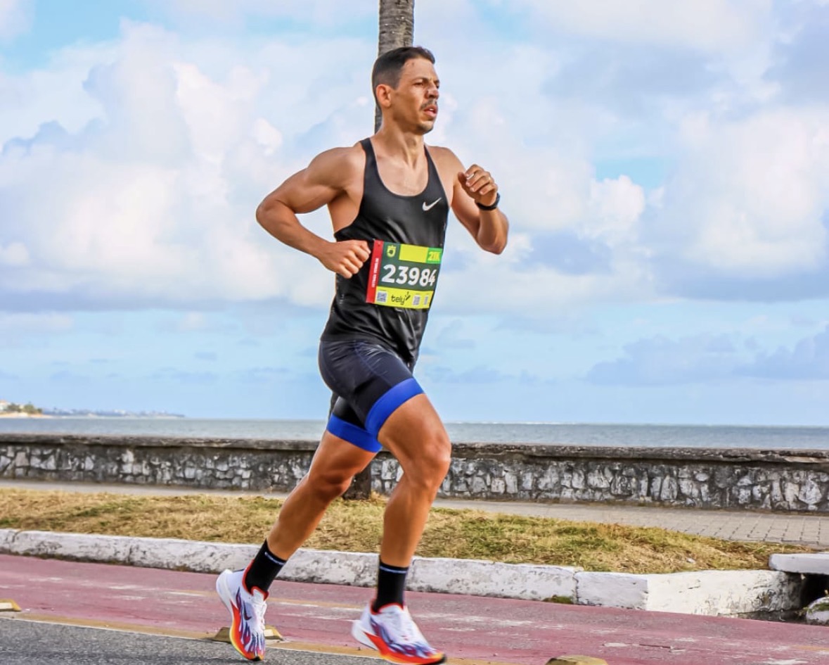 Atleta de Aripuanã conquista Top 25 na Meia Maratona de João Pessoa e celebra desempenho em prova com 10 mil participantes 