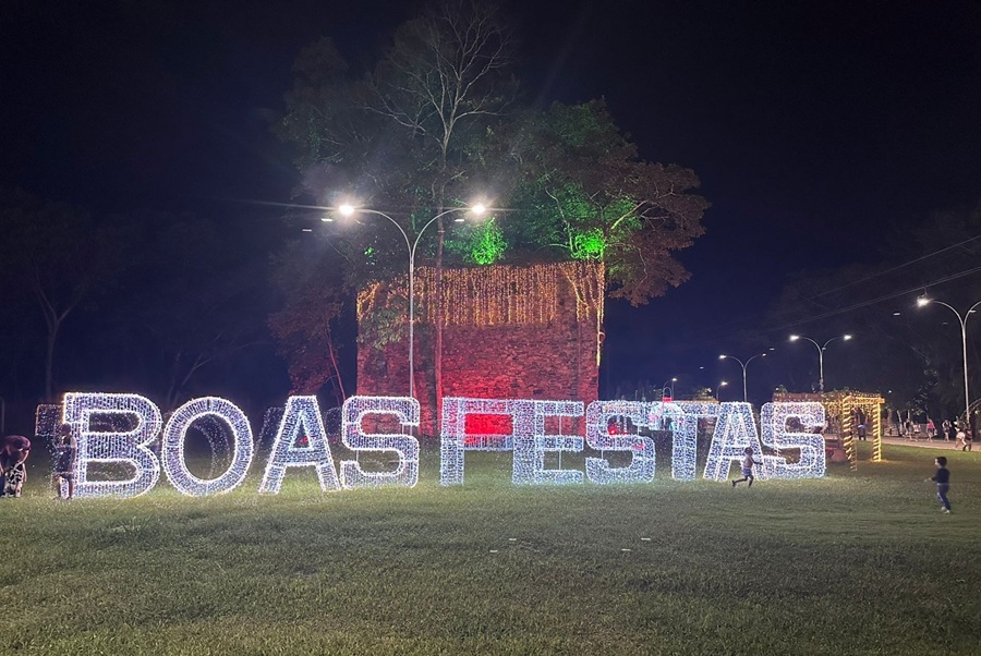 Aripuanã celebra uma noite de magia e emoção na abertura oficial do Natal Iluminado 2025 