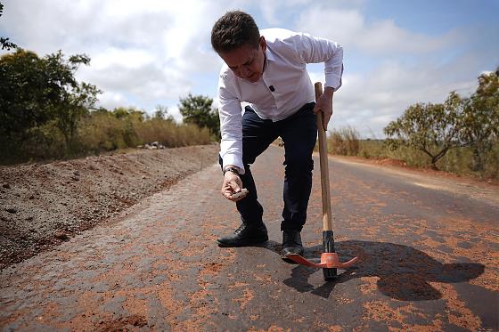 Sérgio Ricardo manda auditar rodovia que “esfarelou” no MT 