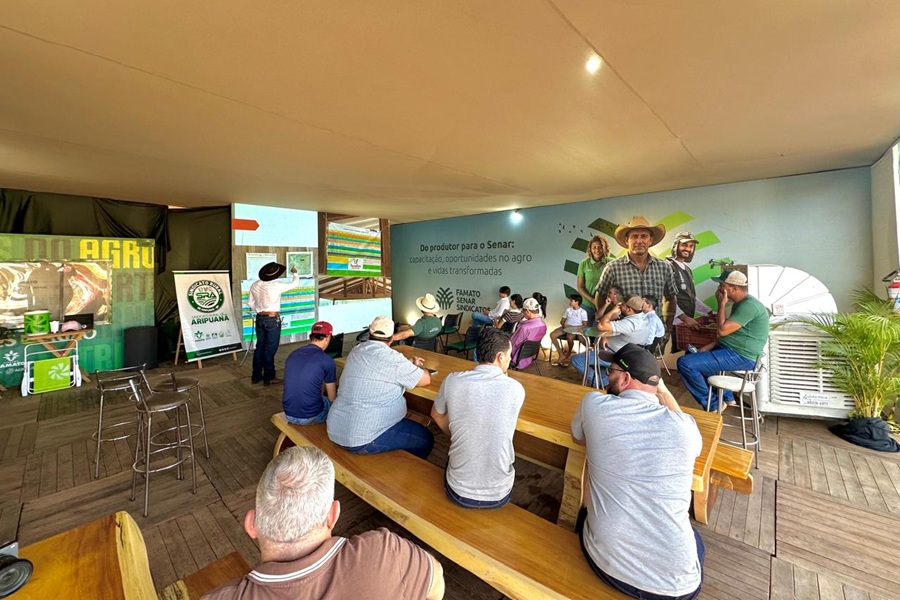 Sindicato Rural de Aripuanã promove palestra sobre gestão e eficiência produtiva na pecuária durante a Exponã 2026 