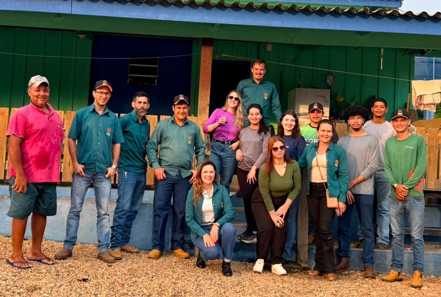 Equipe da SM Madeiras realiza visita técnica a projeto de manejo florestal sustentável em Aripuanã 