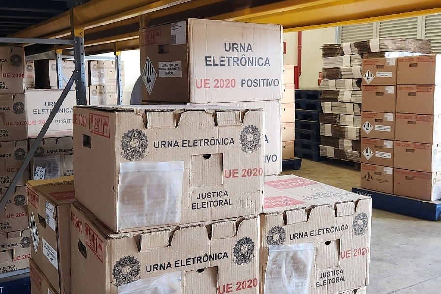 TRE prepara megaoperação para distribuir 9,6 mil urnas em MT 